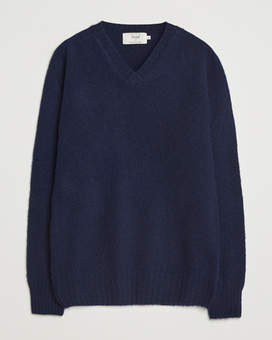 Herr | Harley Of Scotland | Harley Of Scotland Brushed Supersoft Lambswool V-Neck Navy