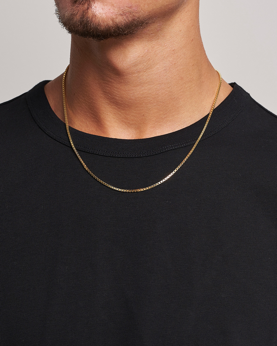 Herr | Realisation | Tom Wood | Square Chain M Necklace Gold