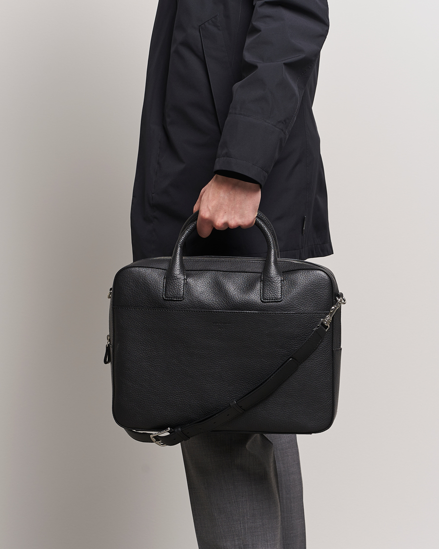 Herr | Business & Beyond | Tiger of Sweden | Capa Grained Leather Briefcase Black