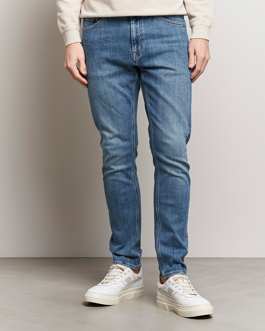 Herr | Slim fit | Tiger of Sweden | Evolve Jeans Dust Blue