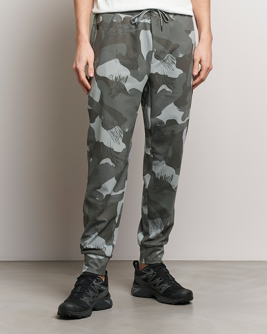 Herr | Kläder | RLX Ralph Lauren | Warp Tech Jersey Camo Sweatpants Grey