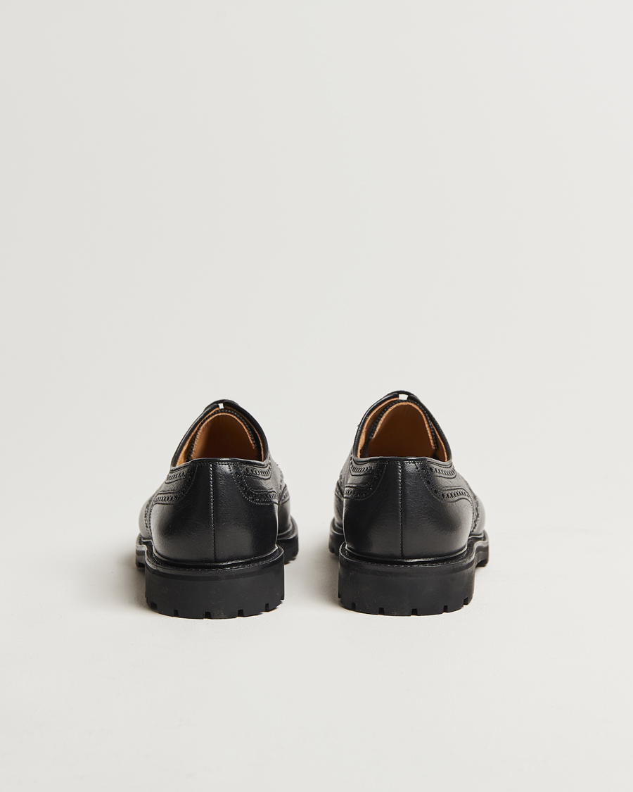 Herr | Brogues | Crockett & Jones x Tärnsjö Garveri | Crockett & Jones Pembroke Milled Grain Vibram Black