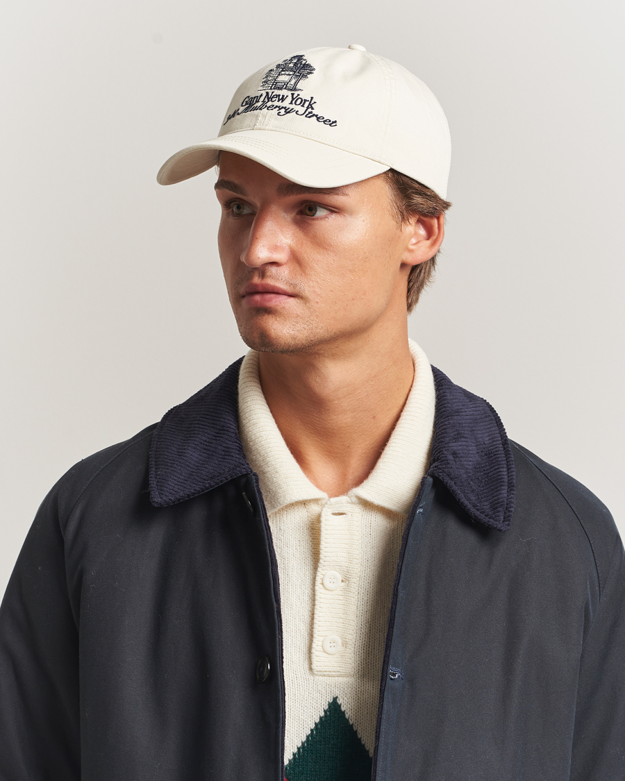 Herr | Hattar & kepsar | GANT 240 Mulberry Street | Washed Twill Cap Cream