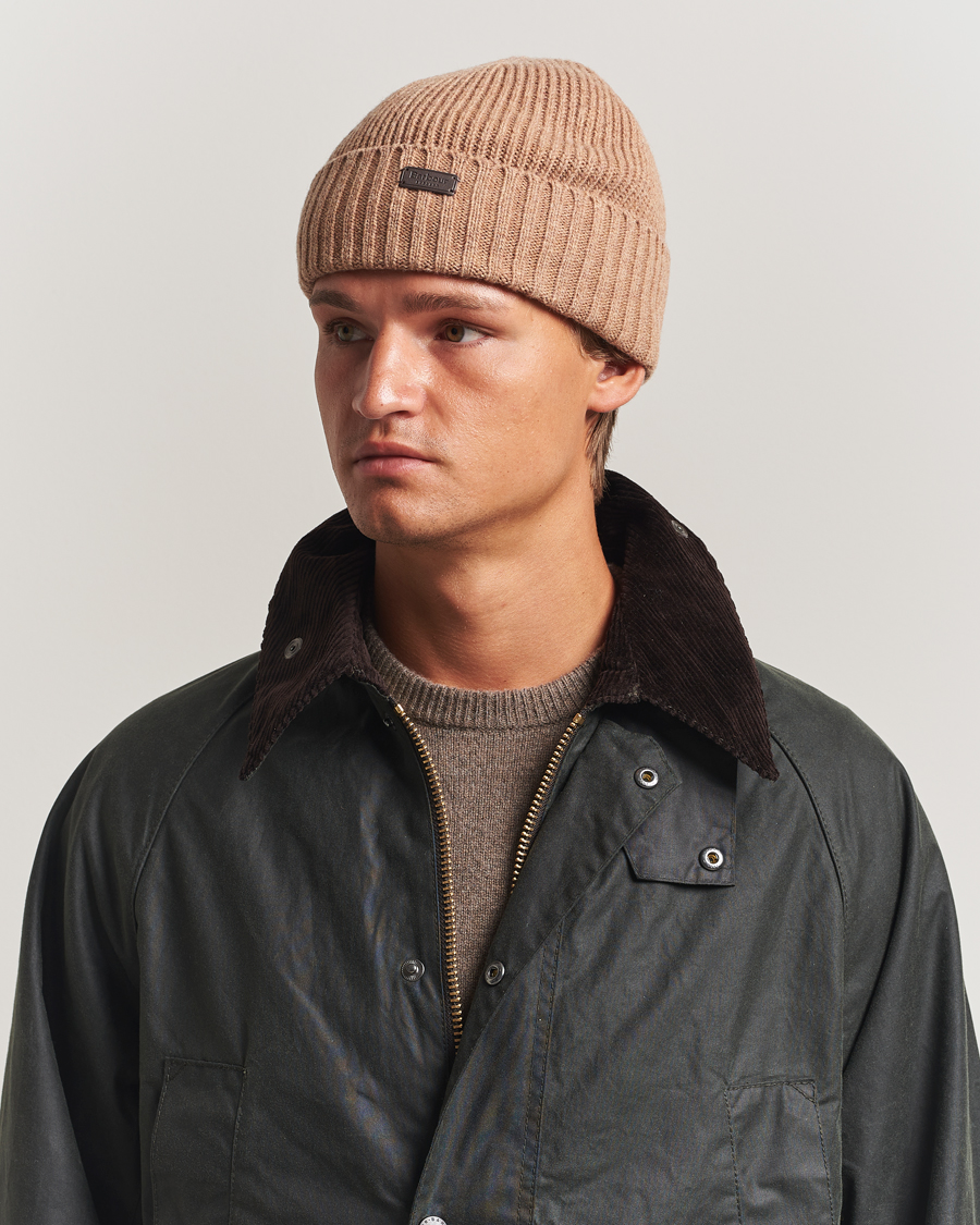 Herr | Mössor | Barbour Lifestyle | Carlton Wool Beanie Military Brown
