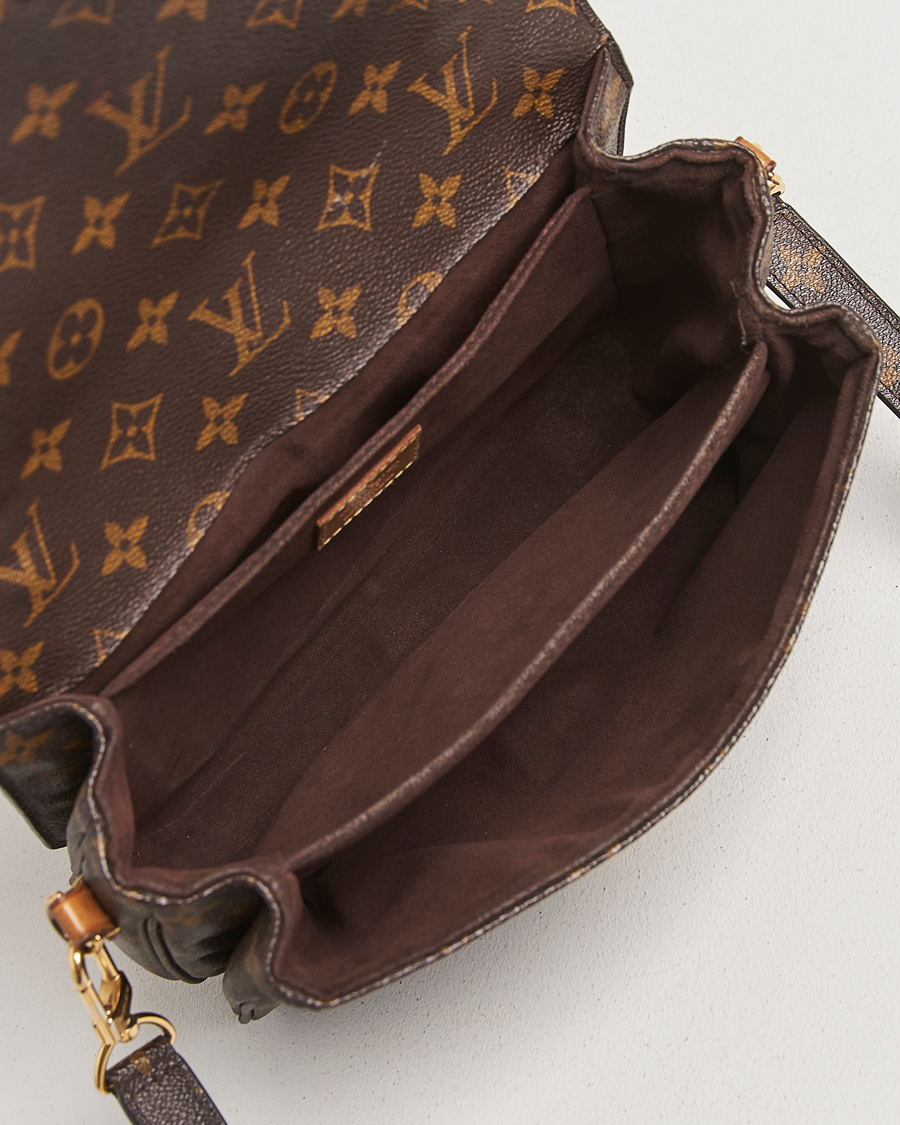Herr | Gifts for Her | Louis Vuitton Pre-Owned | Pochette Métis Monogram