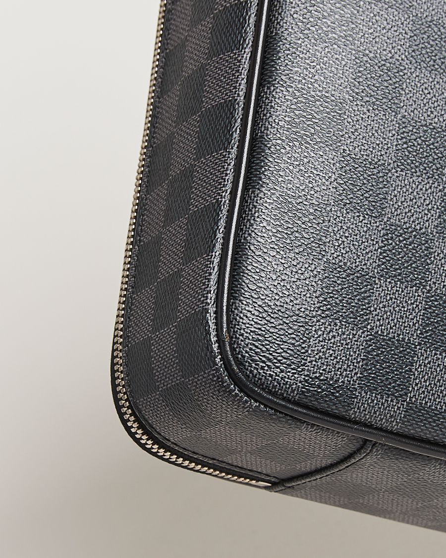 Herr | Pre-Owned & Vintage Bags | Louis Vuitton Pre-Owned | Steve Briefcase Damier Graphite
