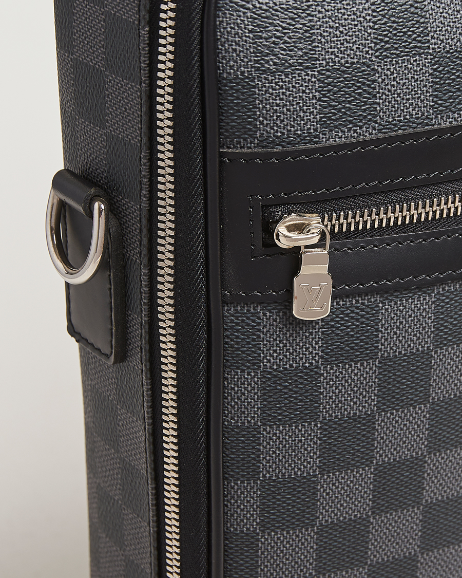 Herr | Pre-Owned & Vintage Bags | Louis Vuitton Pre-Owned | Steve Briefcase Damier Graphite