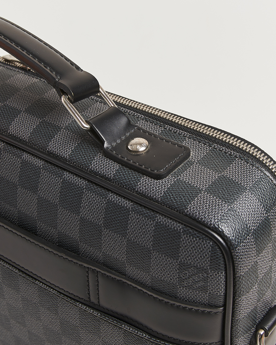 Herr | Pre-Owned & Vintage Bags | Louis Vuitton Pre-Owned | Steve Briefcase Damier Graphite