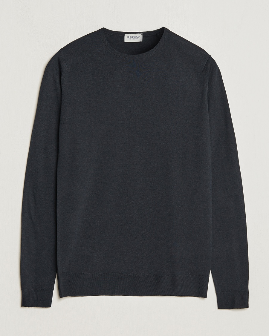 Herr | Best of British | John Smedley | Lundy Extra Fine Merino Crew Neck Black