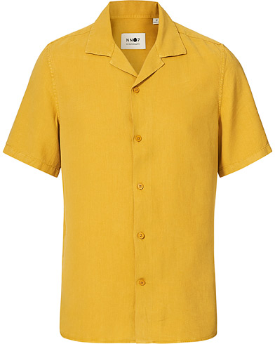 short sleeve yellow button up shirt