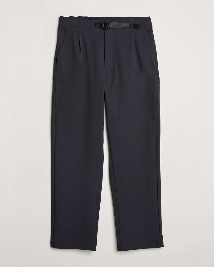 Herr | Byxor | Goldwin | One Tuck Tapered Stretch Pants Black
