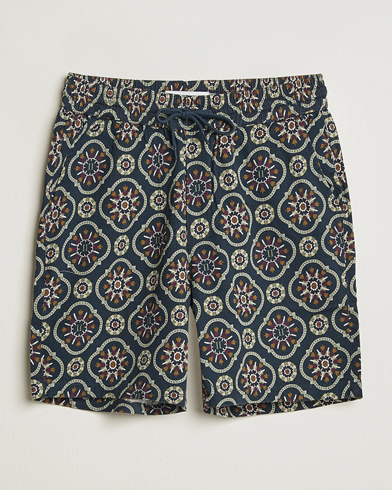 Herr | Senast inkommet | LES DEUX | Otto AOP Tapestry Shorts Dark Navy