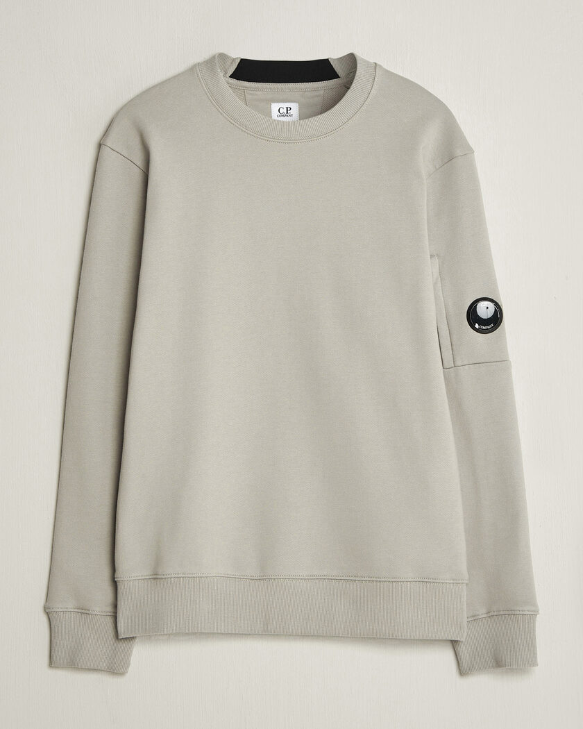 C.P. Company Diagonal Raised Fleece Lens Sweatshirt Light Grey – Grå