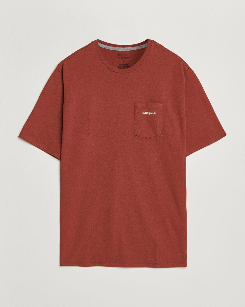 Patagonia Boardshort Logo Pocket Responsibili T-Shirt Rusty Red – Röd