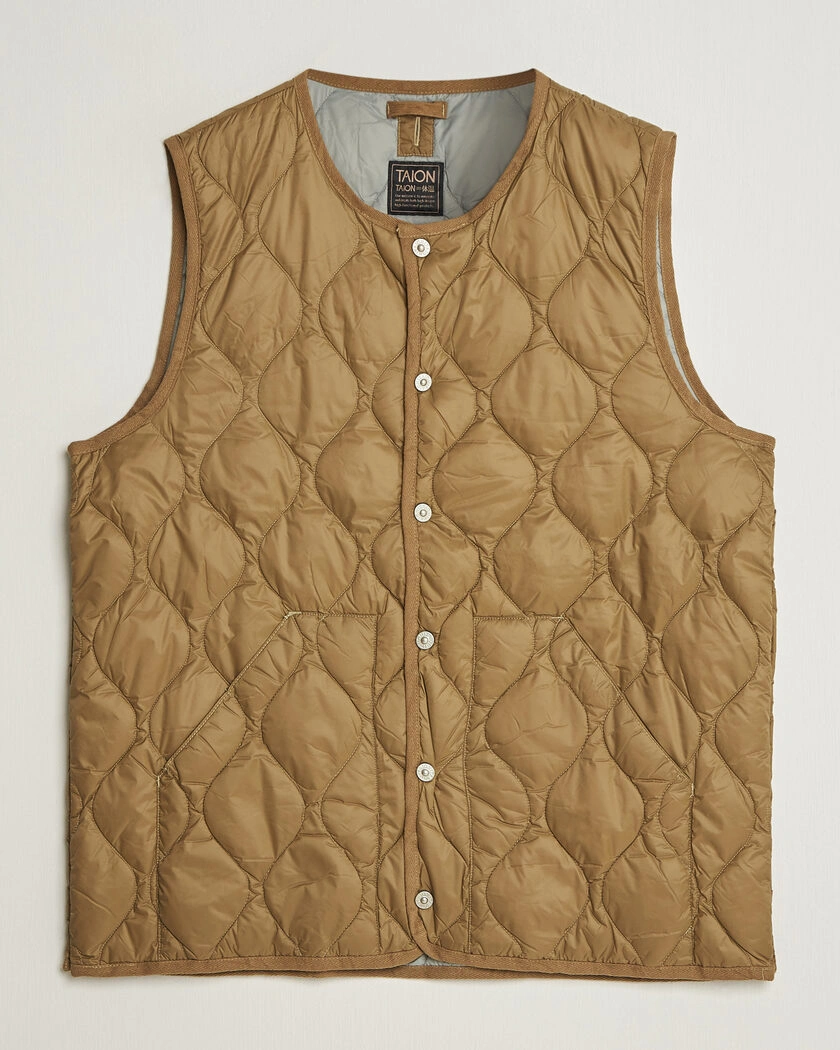 TAION Military Crew Neck Down Vest Dark Khaki Olive – Grön