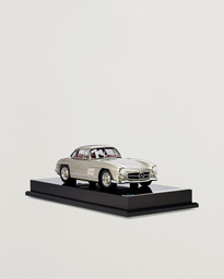  1955 Mercedes Gullwing Coupe Model Car Silver