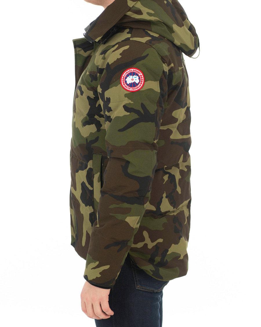 Canada goose parka on sale camouflage