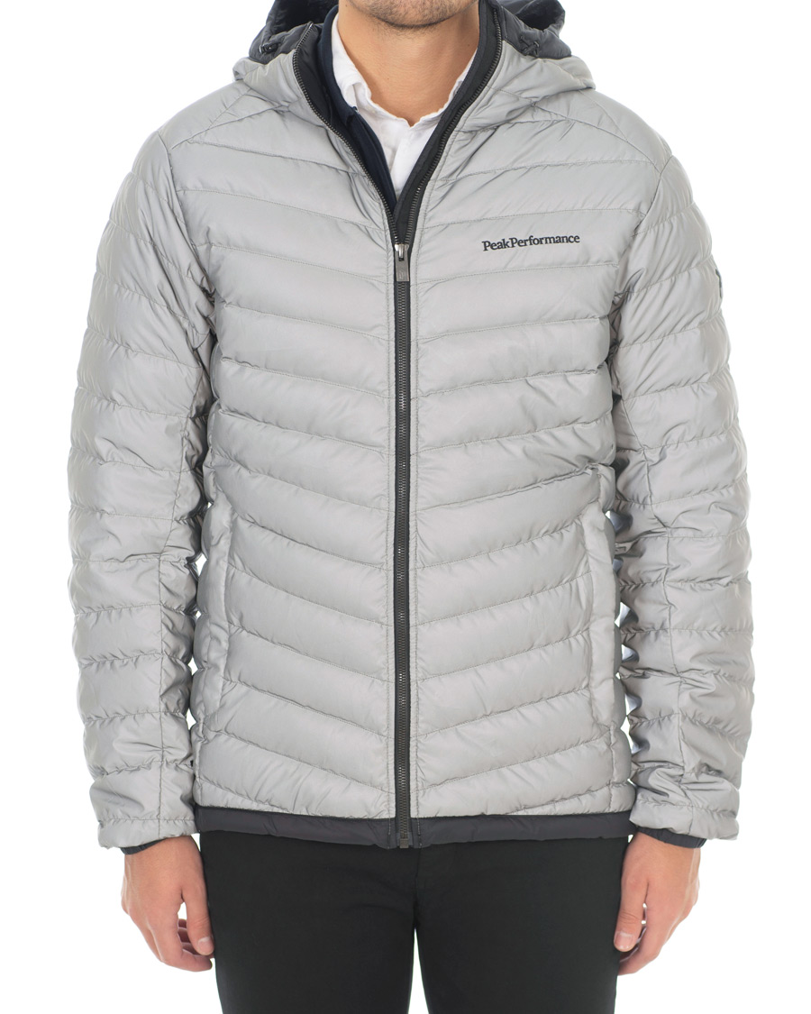 Peak performance reflective jacket on sale