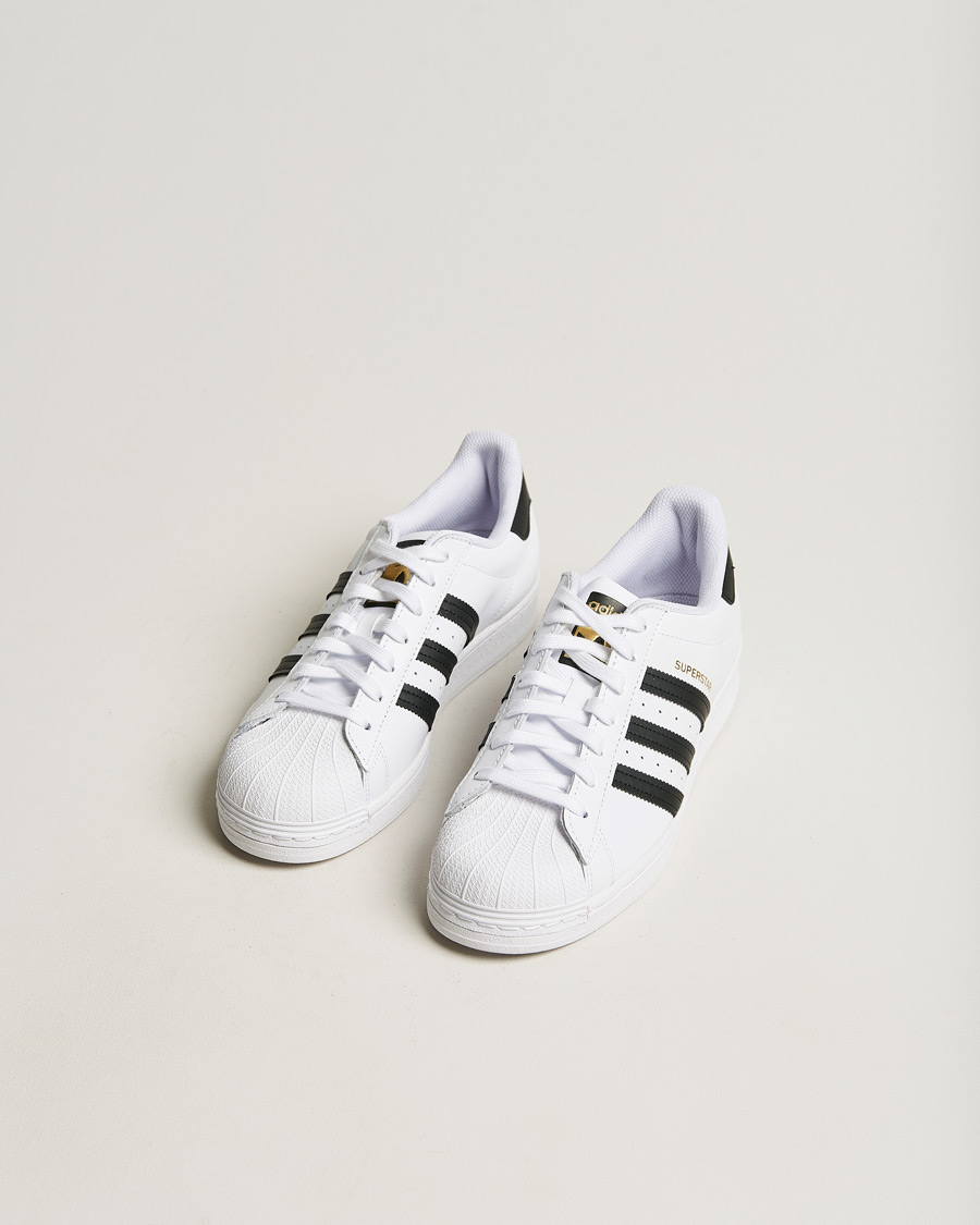 Herr | Skor | adidas Originals | Superstar Sneaker White/Black