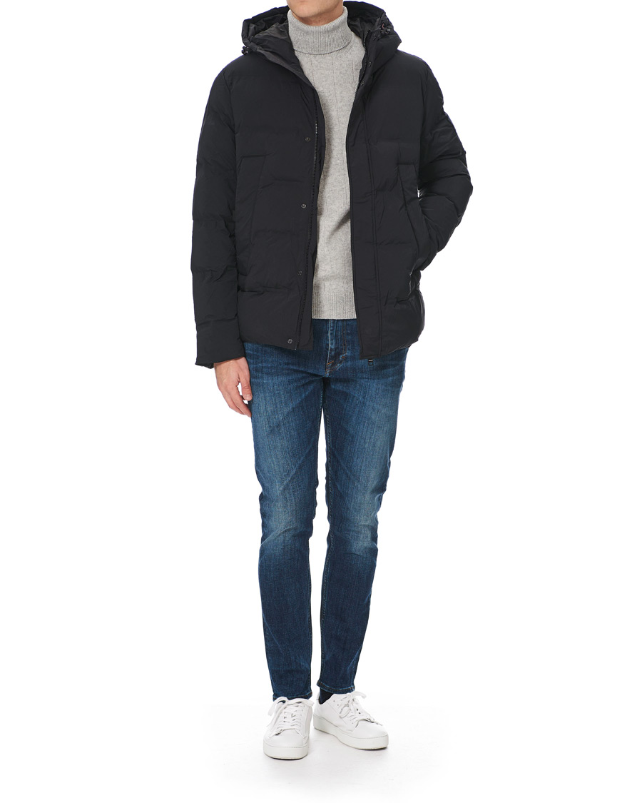 Stretch hooded bomber jacket best sale tommy hilfiger