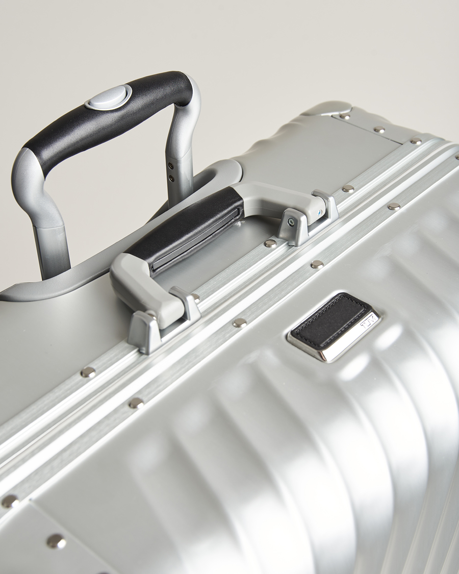 Herr | TUMI Extended Trip Aluminum Packing Case Silver | TUMI | Extended Trip Aluminum Packing Case Silver