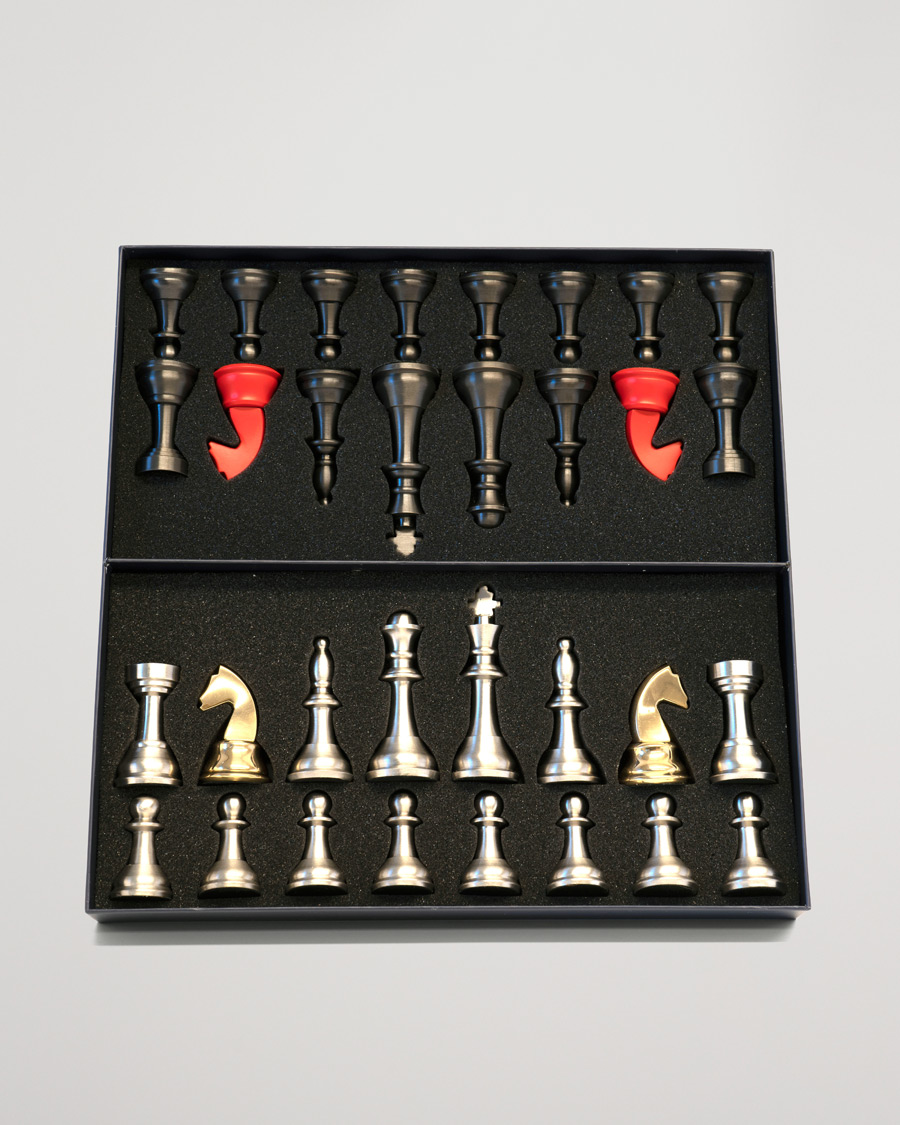 Herr | Authentic Models | Authentic Models | Chess Set Metal 