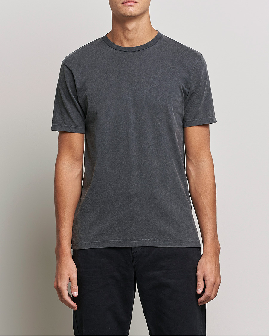 Herr | Svarta t-shirts | Colorful Standard | Classic Organic T-Shirt Faded Black