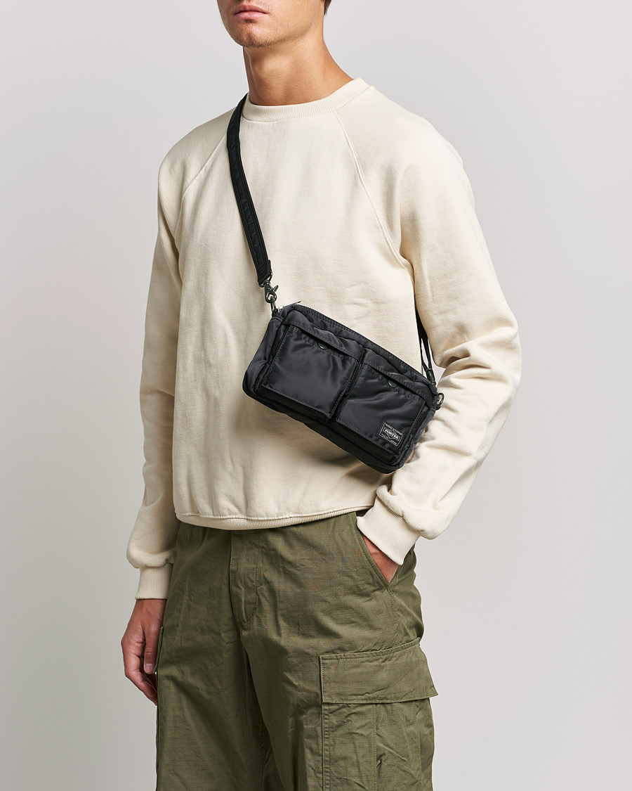 Herr | Axelremsväskor | Porter-Yoshida & Co. | Tanker Small Shoulder Bag Black