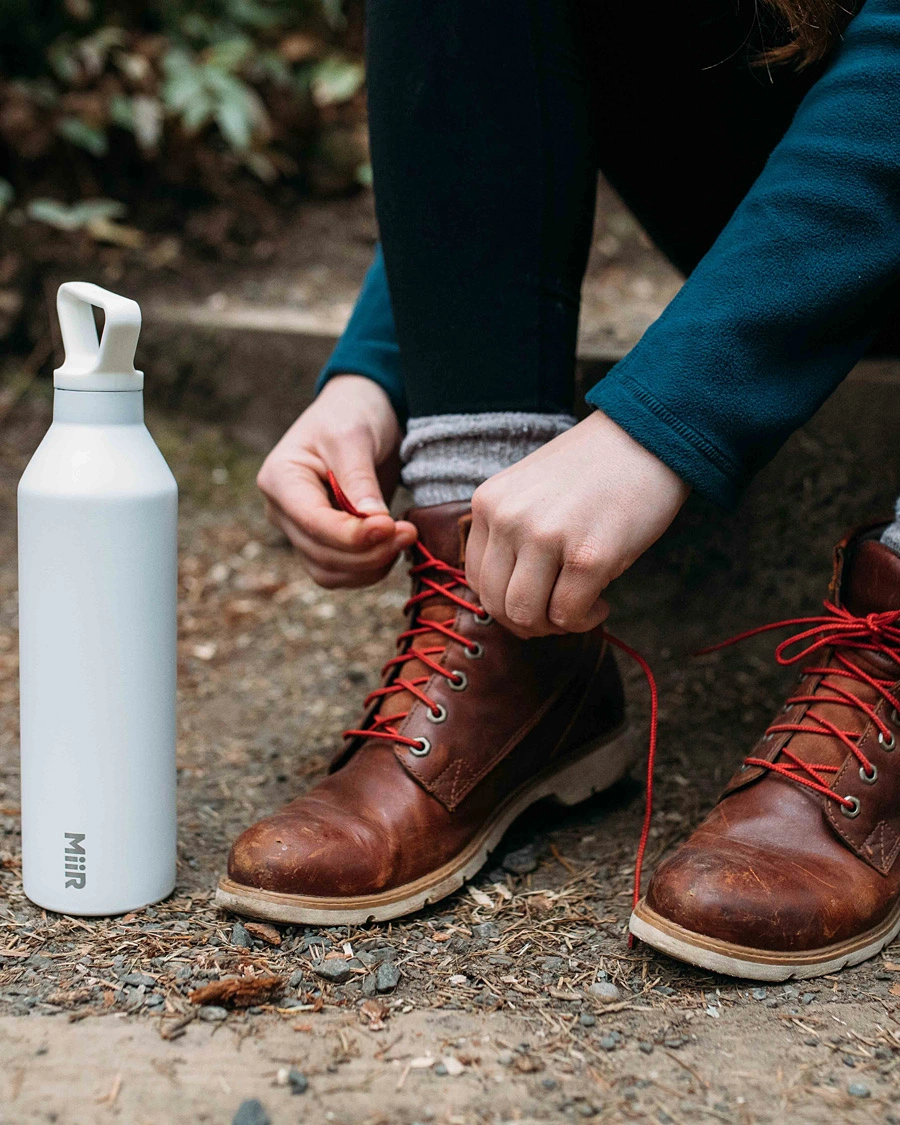 Herr | MiiR | MiiR | 23oz Narrow Bottle White