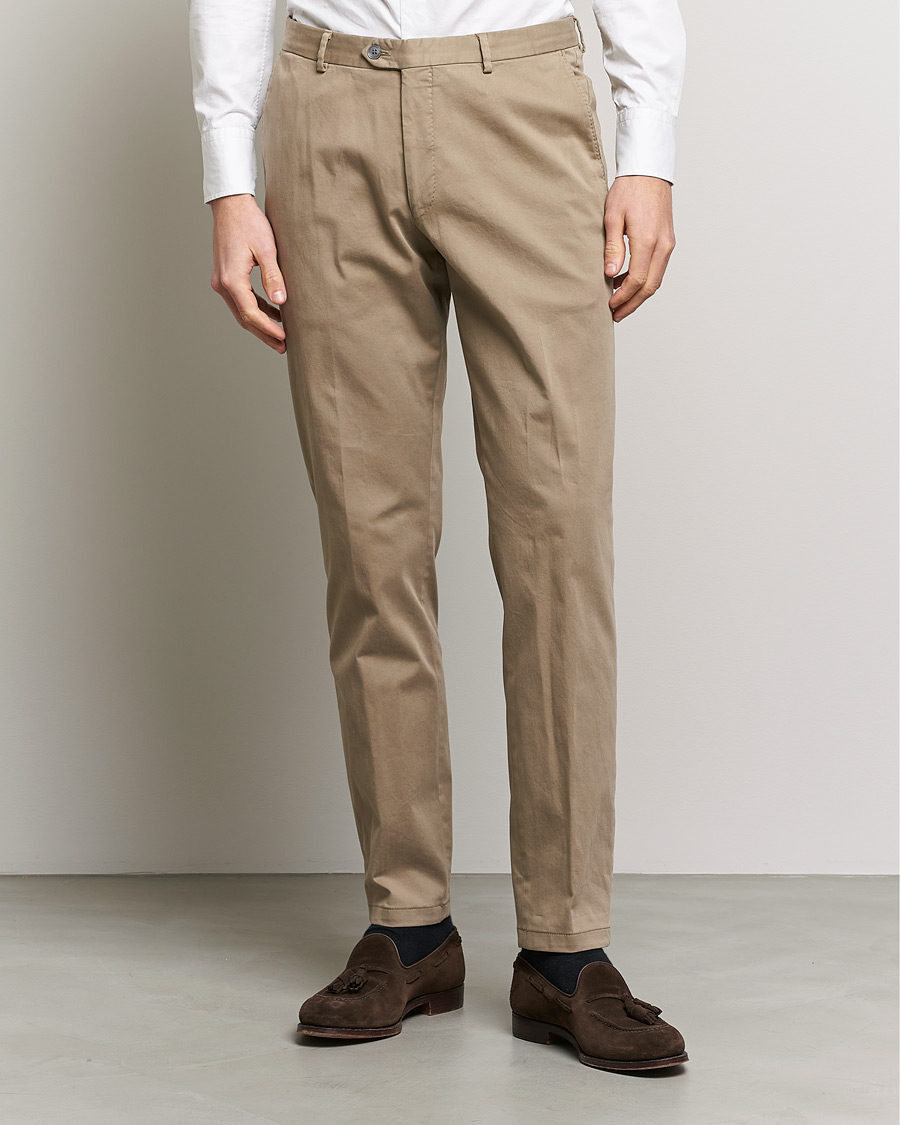 Herr | Chinos | Oscar Jacobson | Denz Casual Cotton Trousers Beige