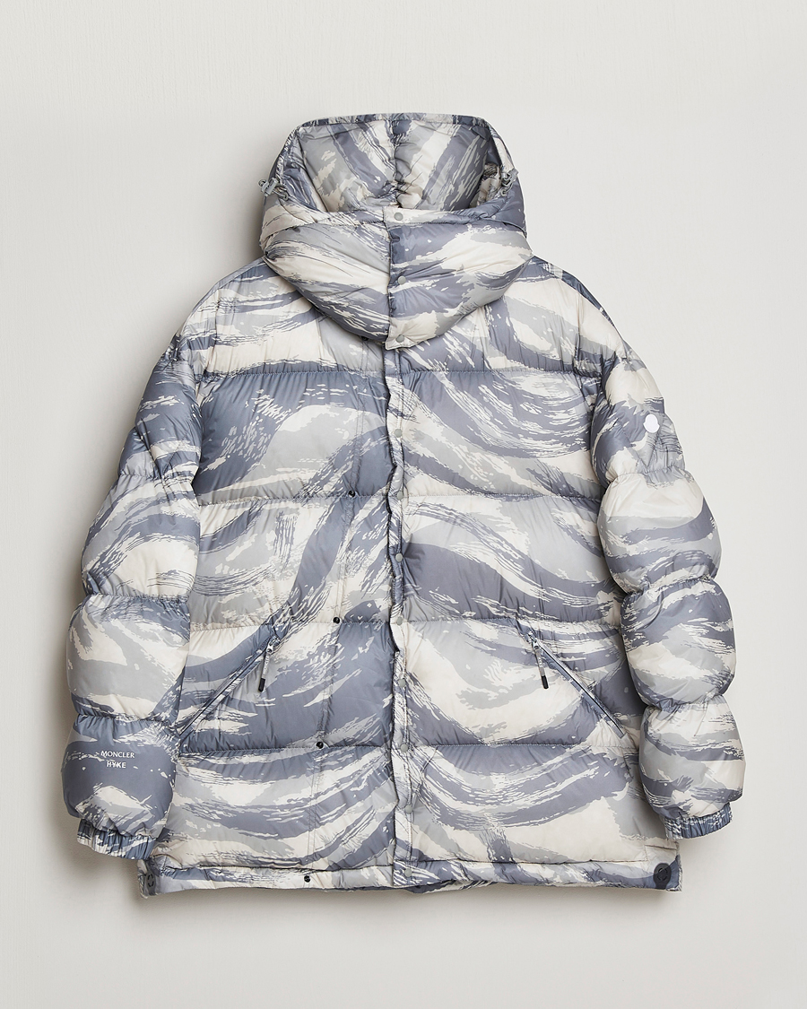 Moncler jacka best sale camo