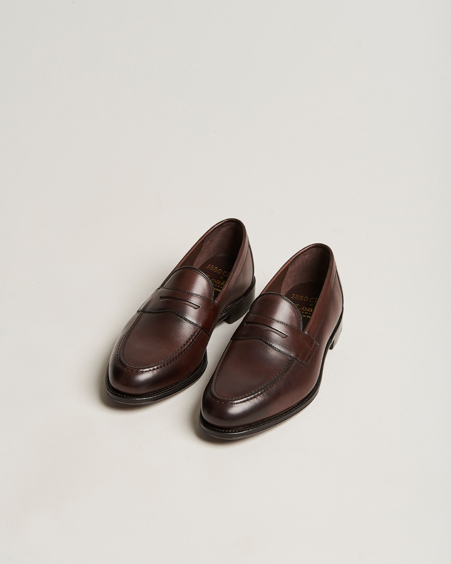 Herr | Handgjorda skor | Loake 1880 | Hornbeam Eco Penny Loafer Walnut