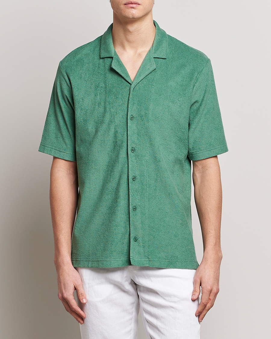 Herr | Skjortor | Sunspel | Towelling Camp Collar Shirt Thyme Green
