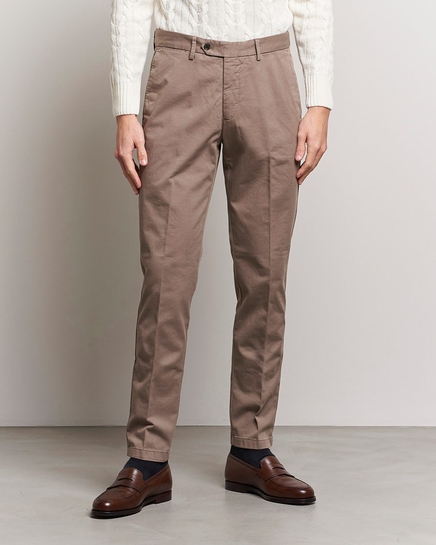 Herr | Chinos | Oscar Jacobson | Danwick Cotton Trousers Light Brown