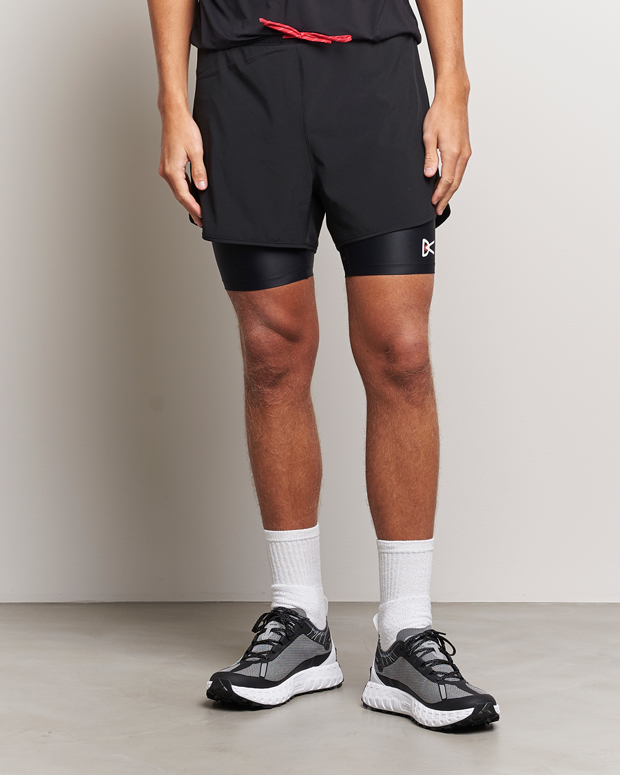 Herr | Kläder | District Vision | Layered Pocketed Trail Shorts Black