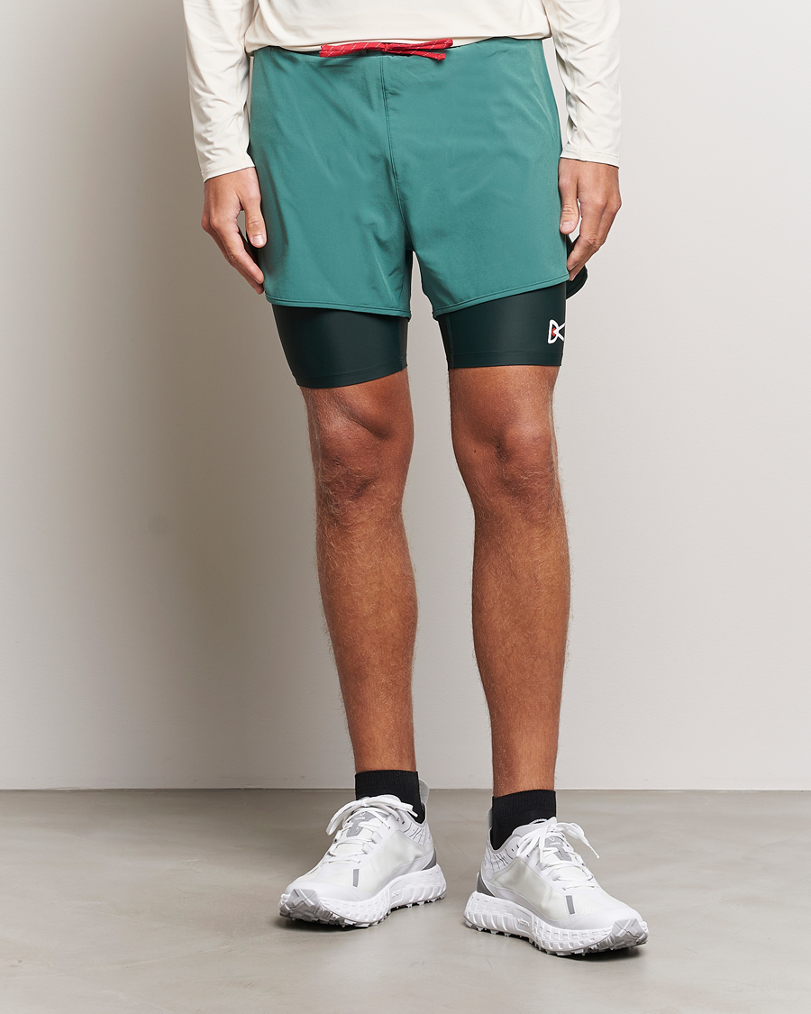 Herr | Kläder | District Vision | Layered Pocketed Trail Shorts Pine