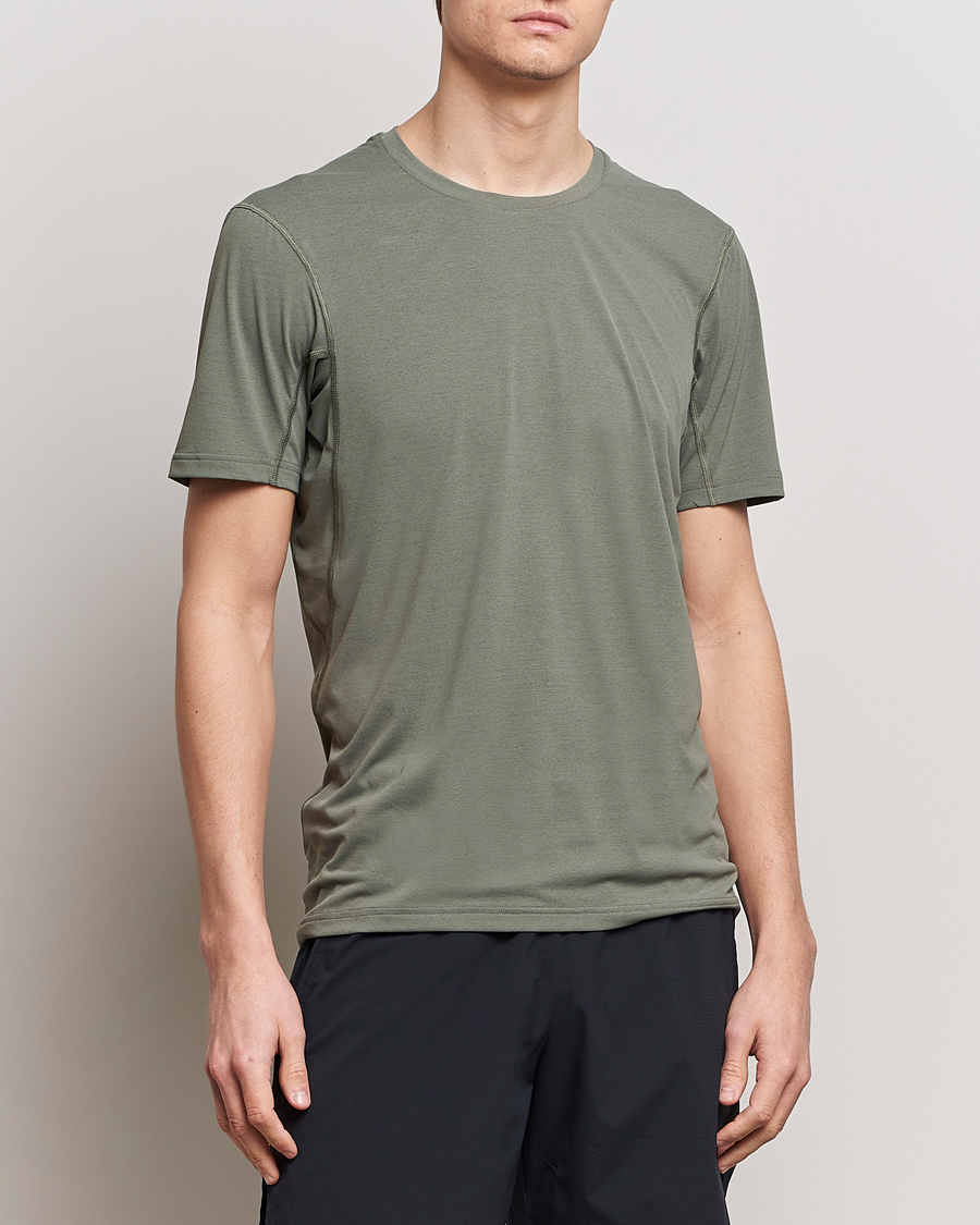 Herr | T-Shirts | Houdini | Pace Air Featherlight T-Shirt Geyser Grey