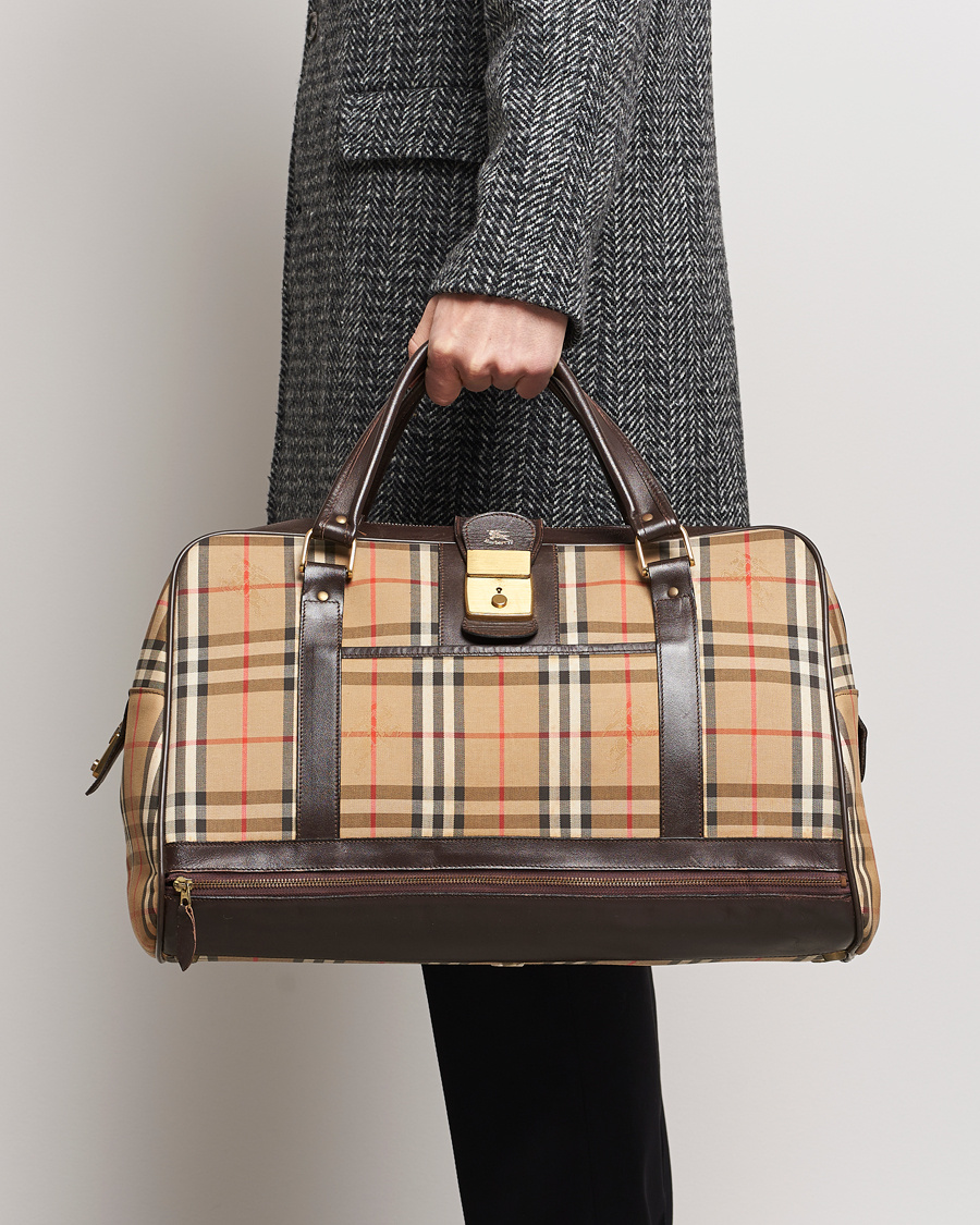 Köpa burberry shop väska online