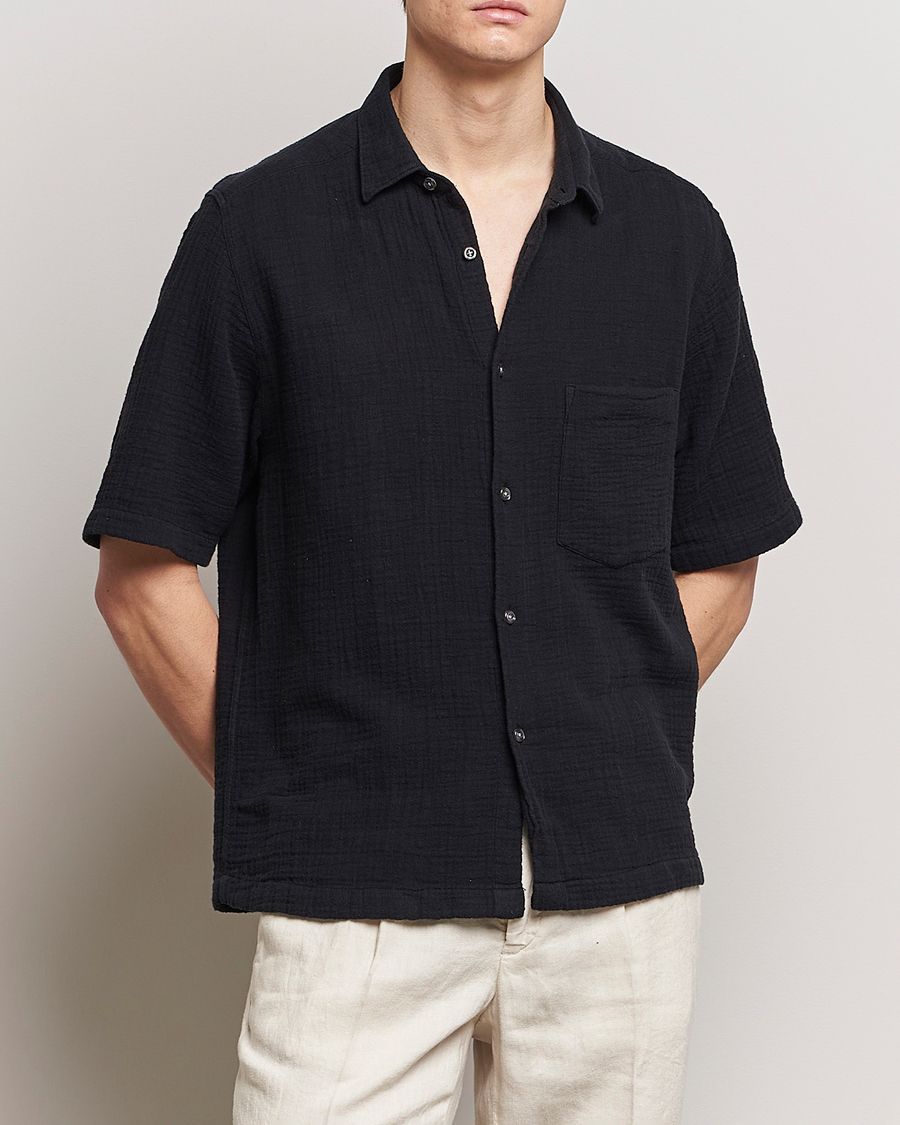 Herr | Skjortor | Oscar Jacobson | Short Sleeve City Crepe Cotton Shirt Black