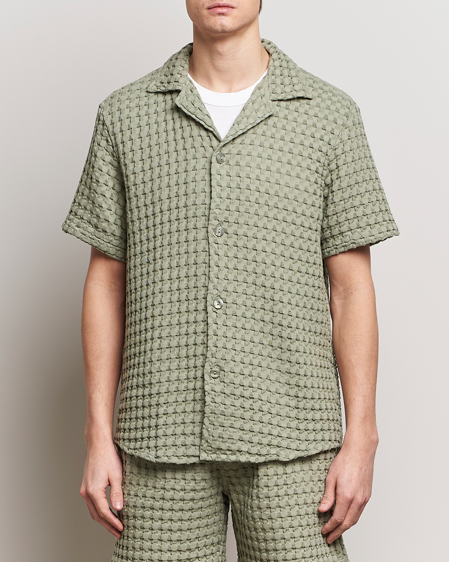 Herr | Kortärmade skjortor | OAS | Cuba Waffle Shirt Dusty Green