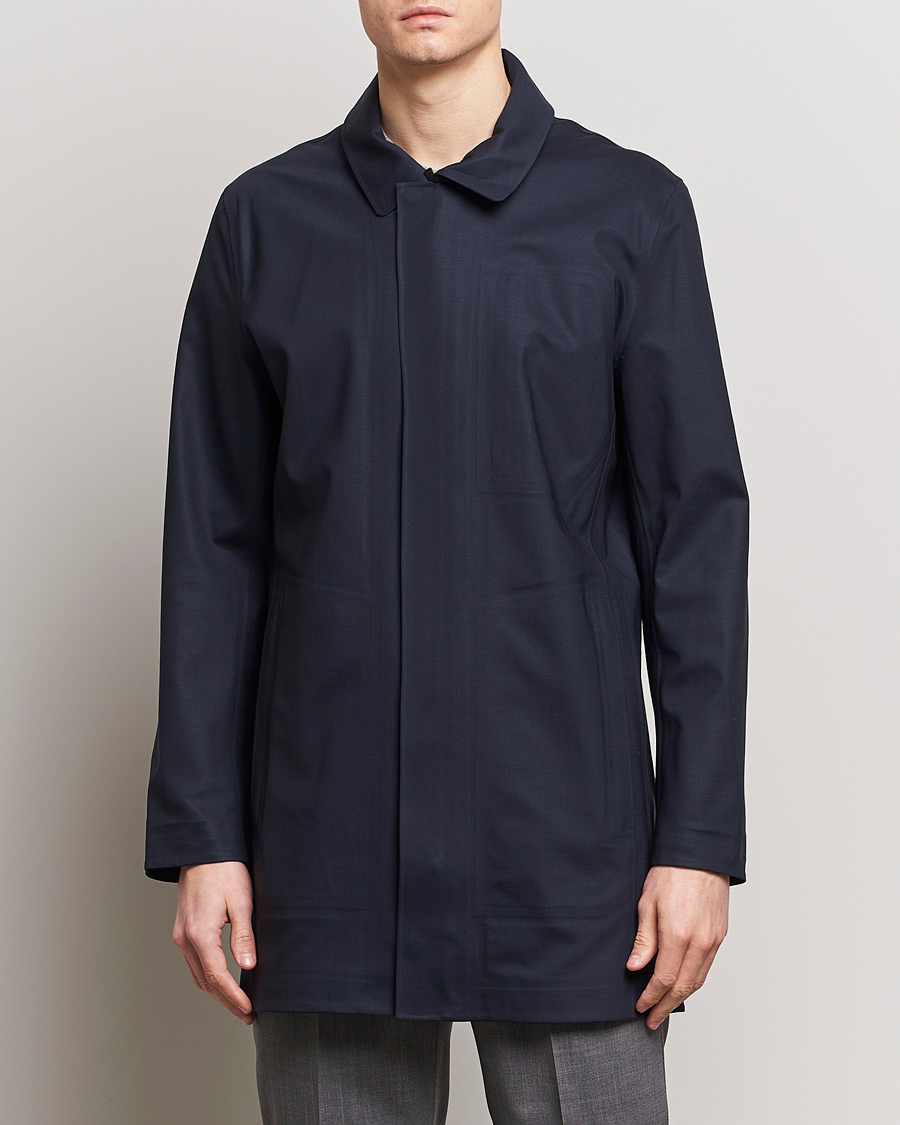 Herr |  | UBR | Sky Fall Savile Waterproof Wool Coat Dark Navy