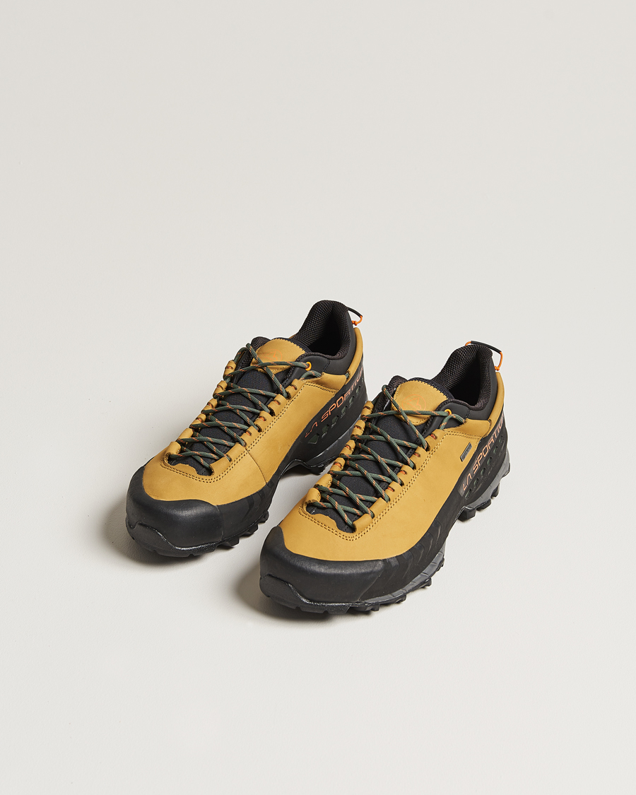 Herr | Svarta sneakers | La Sportiva | TX5 GTX Hiking Shoes Savana/Tiger