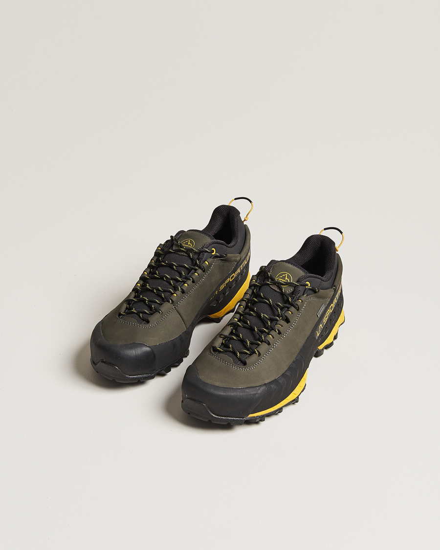 Herr | Sneakers | La Sportiva | TX5 GTX Hiking Shoes Carbon/Yellow