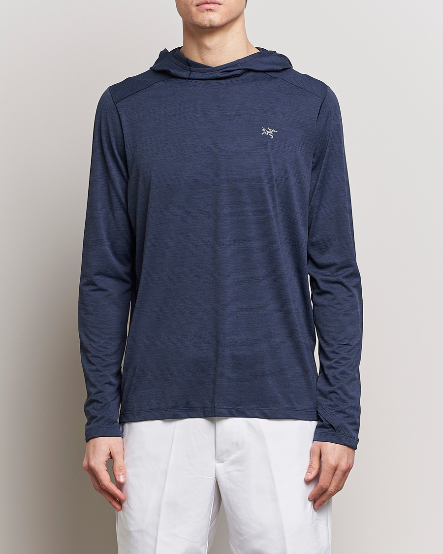 Herr | Tröjor | Arc'teryx | Cormac Hoodie Black Sapphire Heather