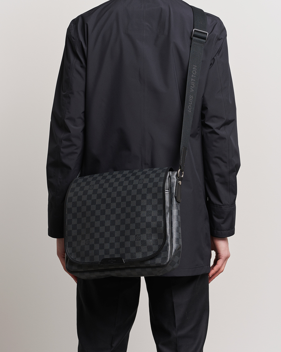 Herr | Accessoarer | Louis Vuitton Pre-Owned | Daniel MM Satchel Leather Bag Damier Graphite