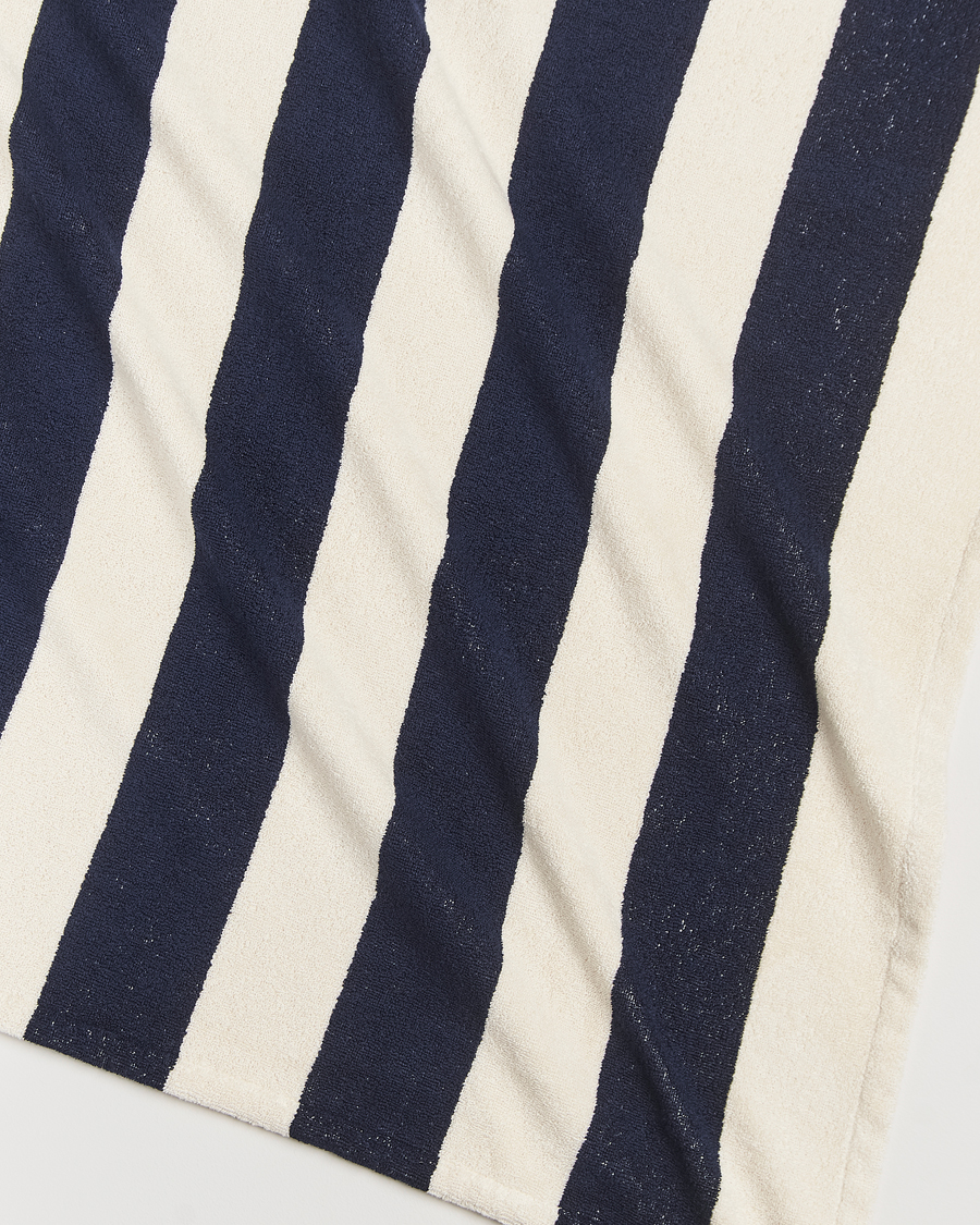 Herr | Textilier | Tekla | Organic Terry Beach Towel Navy Stripes