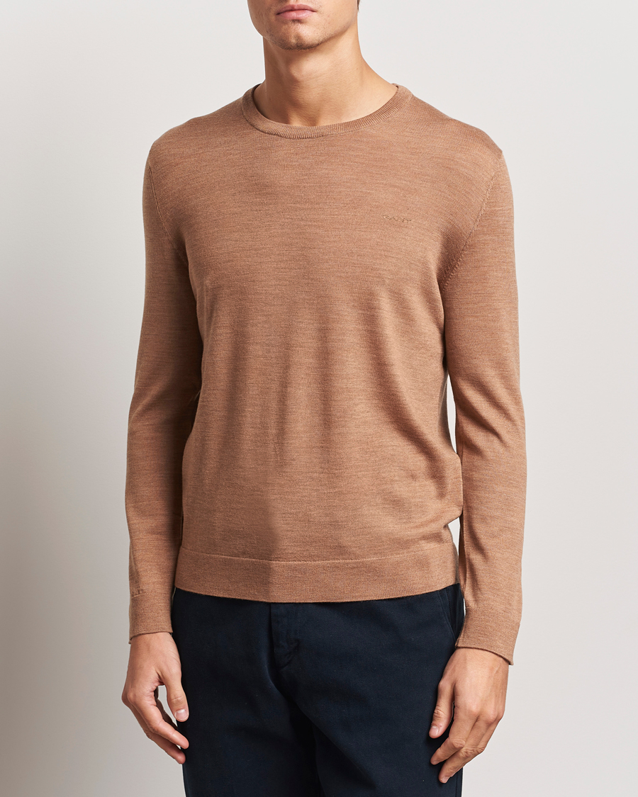 Herr |  | GANT | Extrafine Merino Wool C-Neck Dk Sand Melange