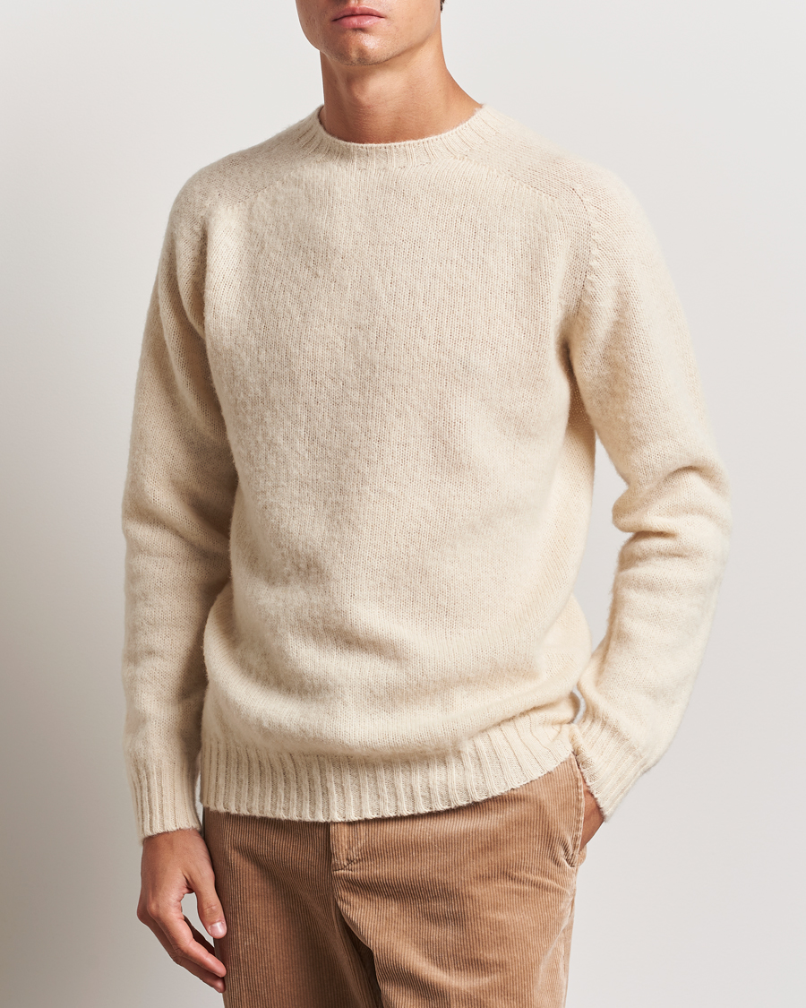 Herr |  | Harley Of Scotland | Brushed Supersoft Lambswool Crewneck Cream