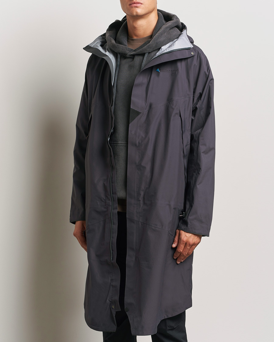 Herr | Outdoorjackor | Klättermusen | Syr Waterproof Hood Parka Raven