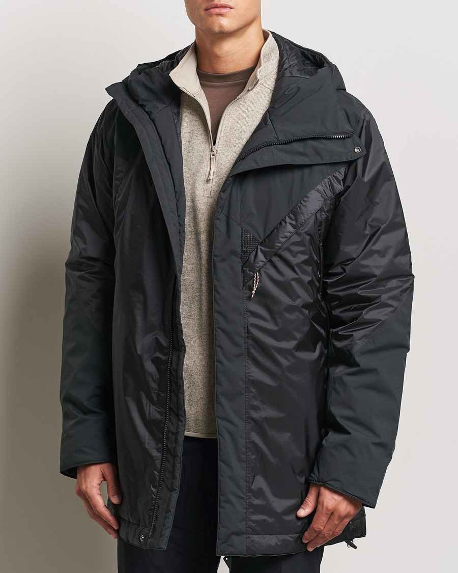 Herr | Dunjackor | Klättermusen | Aud Waterproof Down Jacket Pitch Black